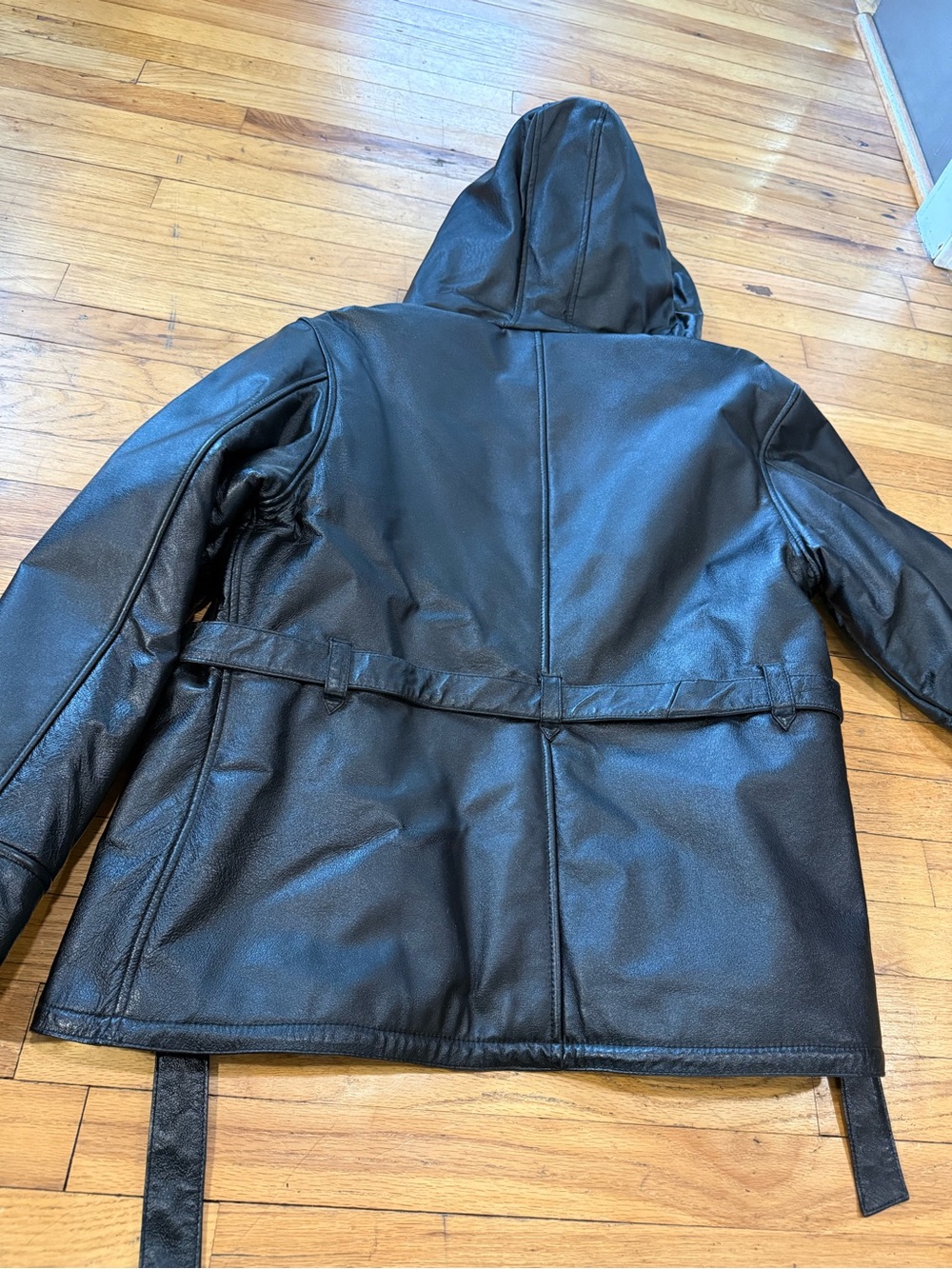 Wilson's Leather Belted Fur Line Jacket - Picture 6 of 6